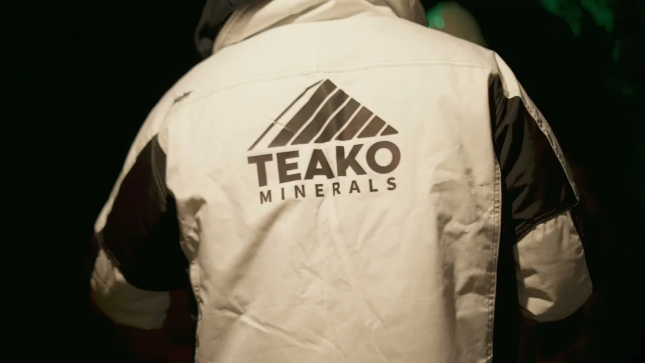 The mark on the back of a jacket, underground